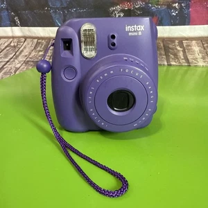 Fuji Instax Mini 8 Fujifilm Instant Film Polaroid Camera Purple Tested Works - Picture 1 of 10