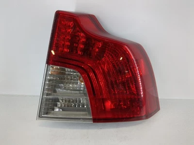 Luz trasera lateral izquierda conductor Volvo V40 OEM DEBYH Foto 1 de 4