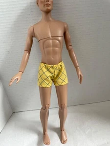 EICHE HANDGEFERTIGTE Puppenkleidung 2 PAAR SHORTS 1 gelb & 1 schwarz passt 17" matt Puppe - Bild 1 von 22