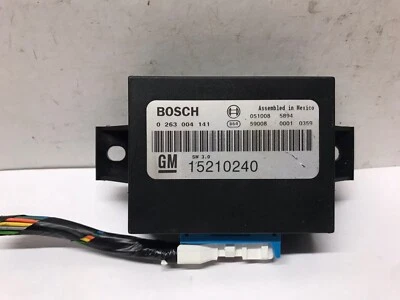 2004 2005 2006 CADILLAC SRX REAR DRIVER PARK ASSIST CONTROL MODULE OEM 15210240 - Image 1 of 2