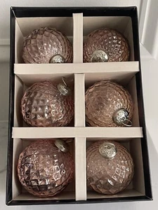 Nuevo en Paquete S/6 Rachel Zoe Rosa Peso Pesado Vidrio Estilo Bola Adornos de Navidad - Imagen 1 de 4