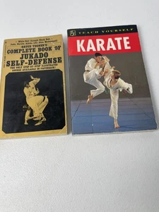 Vintage Karate Kung FU Jukado Selbstverteidigungsbücher (2 Bücher) - Bild 1 von 16