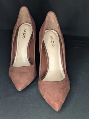 Tacones altos estilo vintage Aldo gamuza cuero marrón talla 6,5 EE. UU., tacón de 4" Foto 1 de 4