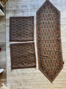 Hand made Persian silk termeh table cloth and 2 matching pillow covers  - Picture 1 of 4