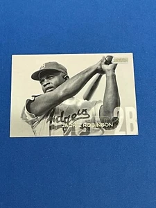 2018 Topps Stadium Club Baseball Black and White Parallel of Frank Robinson!! - Picture 1 of 1
