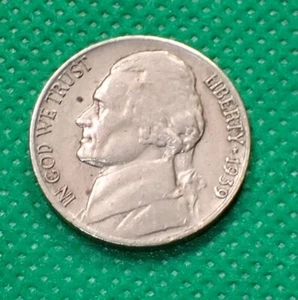 Key Date Jefferson Nickel 1939-D - Nice # 1036 - Picture 1 of 3
