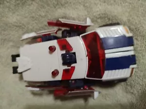 Hasbro TRANSFORMERS (2005) Cybertron RED ALERT Action Figure DELUXE Class - Picture 1 of 2