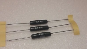 RB61 .1 Ohm .5%.1RO.vitrifiées.(X3).RESISTANCE. - Picture 1 of 3