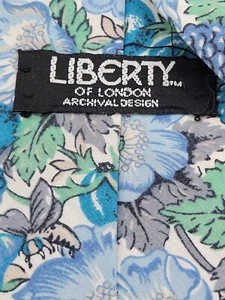 Corbata de algodón LIBERTY OF LONDON diseño de archivo corbata diseño de jardín floral O187 - Imagen 1 de 7