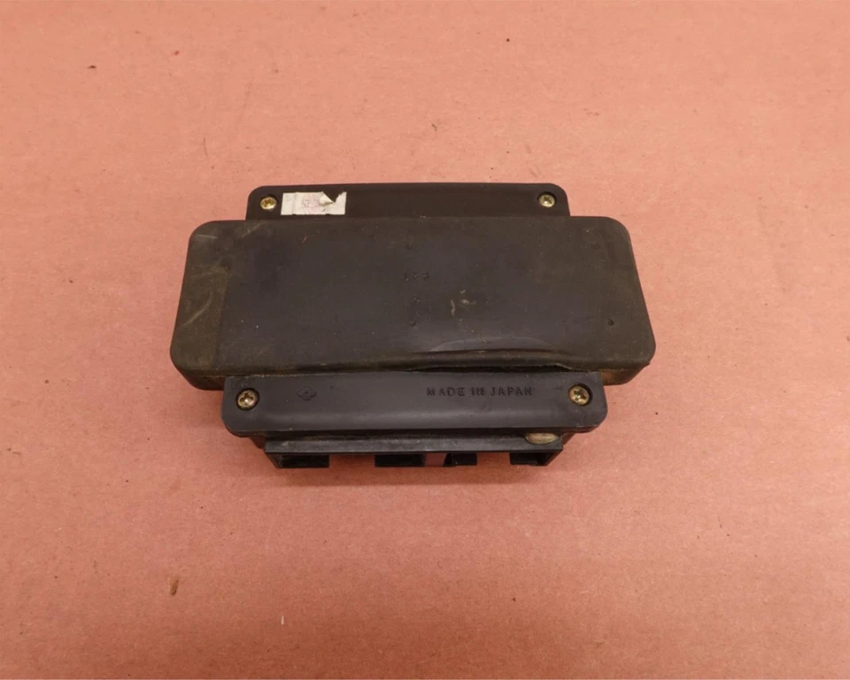Caixa de fusíveis 1996-2008 KAWASAKI VULCAN 1500 VN1500E relé de junção caixa de fusíveis - Imagem 1 de 4
