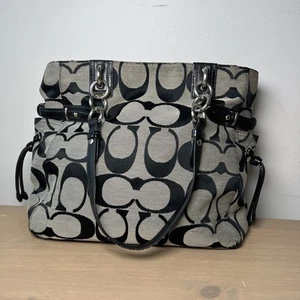 Coach Black/Gray Signature Canvas Shoulder Bag Medium No K1226-23073m - Picture 1 of 22