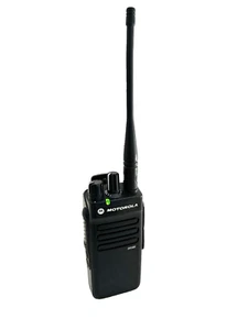 Radio digital bidireccional Motorola DP2400 UHF - Imagen 1 de 13
