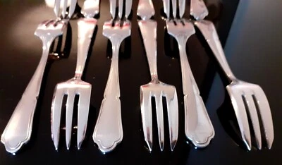 Coffret de 12 fourchettes à desserts en métal argenté / Poinçon 15 - Photo 1/4