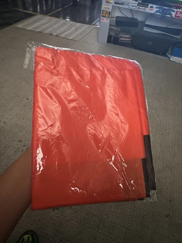 SF Giants wearable flag Cover