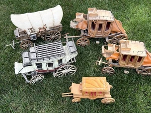 5 Vintage Holzwagen Conestoga gedeckte Postkutsche Western American Pioneer Americ - Bild 1 von 24