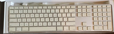 Apple MB110LL/B Wired Keyboard - Image 1 of 3