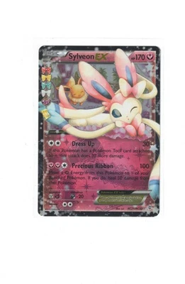 Sylveon EX Ultra Rare Generations: Radiant Collection RC21/RC32 NM - Image 1 of 2