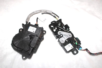 Unidad de actuador automático de cierre suave para maletero trasero OEM BMW X1 F48 2016-2021 Foto 1 de 4