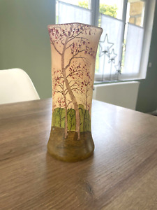 ancien vase en verre émaillé Legras