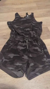 Athleta Girl On The Go Romper Girls Sz 8-10 M Black Gray Camouflage Sleeveless - Picture 1 of 4