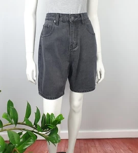 Pantalones Cortos Motel Talla S 10 Dad Demin Negros Lavados Cintura Alta Delgados Bolsillos Longline NUEVO - Imagen 1 de 14