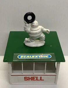Vintage Style 'CAST METAL' MICHELIN BIBENDUM (85mm High) for Scalextric Airfix D - Picture 1 of 3
