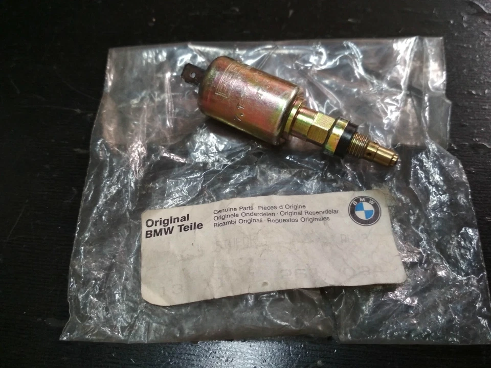 宝马 E10-E12-E21 电动 空闲阀门!全新! 正品 13111261024 保修 & 延长技术支持 — 第 1/1 张图片
