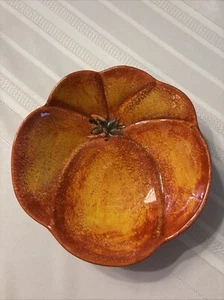 Tomato Design Serving Pottery/Plate Made In Italy - Picture 1 of 9