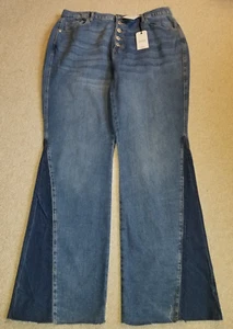 NWT Womens Jeans-FOREVER 21-blue two-tone denim "Mid Rise Slim Fit Bootcut"-14 - Picture 1 of 7
