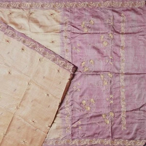 Vintage Beige Sarees 100% Reine Seide Handgewebt Bestickt Sari 4.6m Bastel Stoff - Bild 1 von 6