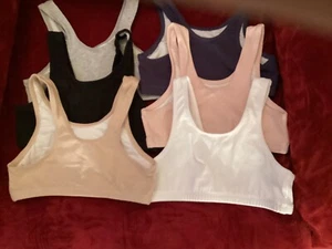 Girls NWOT "Fruit of Loom" 6 various colors,beginning bras. Size 28 - Picture 1 of 2
