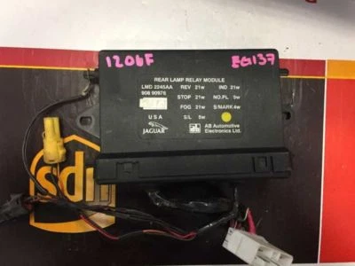 Condition Indicator Rear Lamps US Fits 94 XJ12 LMD 2245AA LMD2245AA - Image 1 of 4