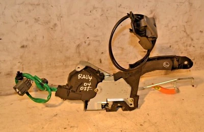 Toyota Rav 4 дверной замок правой передней части Rav-4 драйвер O/S передняя дверная защелка 2004 - Изображение 1 из 4