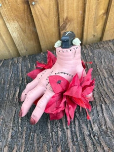 Stunning OOAK THING Hand Fascinator coffin Skulls Bats Red Lillies Wednesday (8) - Picture 1 of 7