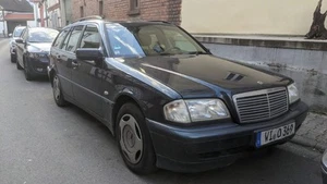 Mercedes C180T Classic Kombi Automatic BJ 12/1998 *Tüv bis 11/2026* - Bild 1 von 6