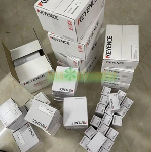 1PCS NEW Keyence Digital laser sensor LV-N12P - Picture 1 of 1