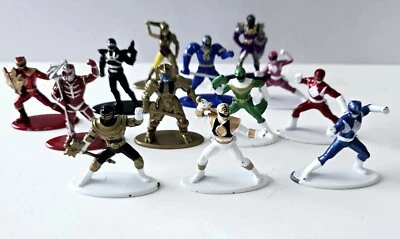Lote de 13 figuras de metal en miniatura Mighty Morphin Power Rangers Jada Toys Nano Foto 1 de 4