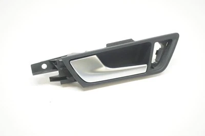 2014-2017 AUDI SQ5 - REAR DRIVER SIDE INTERIOR DOOR HANDLE 8R0839019A Foto 1 de 3