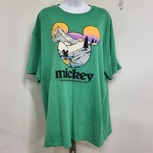 Tshirt Disney homme taille XL Mickey Mouse Outdoor Adventures 1928 vert col rond - Photo 1/9