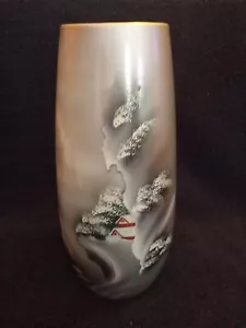 Kutani Ware Japanese Hand Painted Porcelain Pottery Vase Measures 9 3/4" Tall - Picture 1 of 6