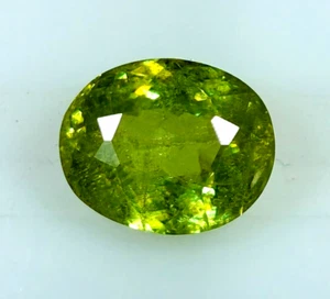 SPHENE TITANITE NATURAL 2.29 Cts GOOD QUALITY LOVELY GREEN COLOR AND LUSTER OVAL - Picture 1 of 4