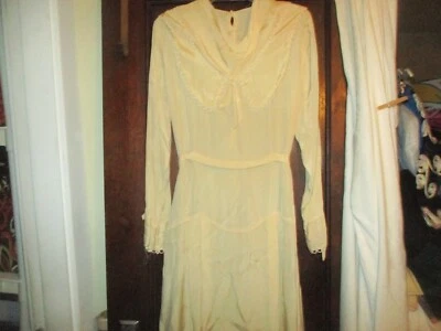 Vestido Vintage Años 20/30 Beige Aleta Manga Larga Cuello en V Rayón Cinturón Cintura Foto 1 de 4