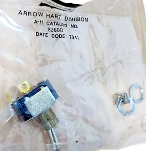 Arrow Hart 82600, SPST, On-Off, TOGGLE SWITCH 3/4HP, 125/250Vac - Picture 1 of 14
