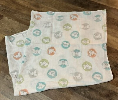 Cobertor de bebê Aden + Anais Disney voador Dumbo swaddle macio - Imagem 1 de 4