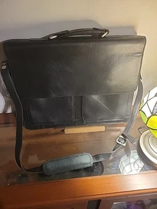 Vintage Wilson's Leather Dark BLACK Laptop Bag Briefcase LG. 13×16 - Picture 1 of 12