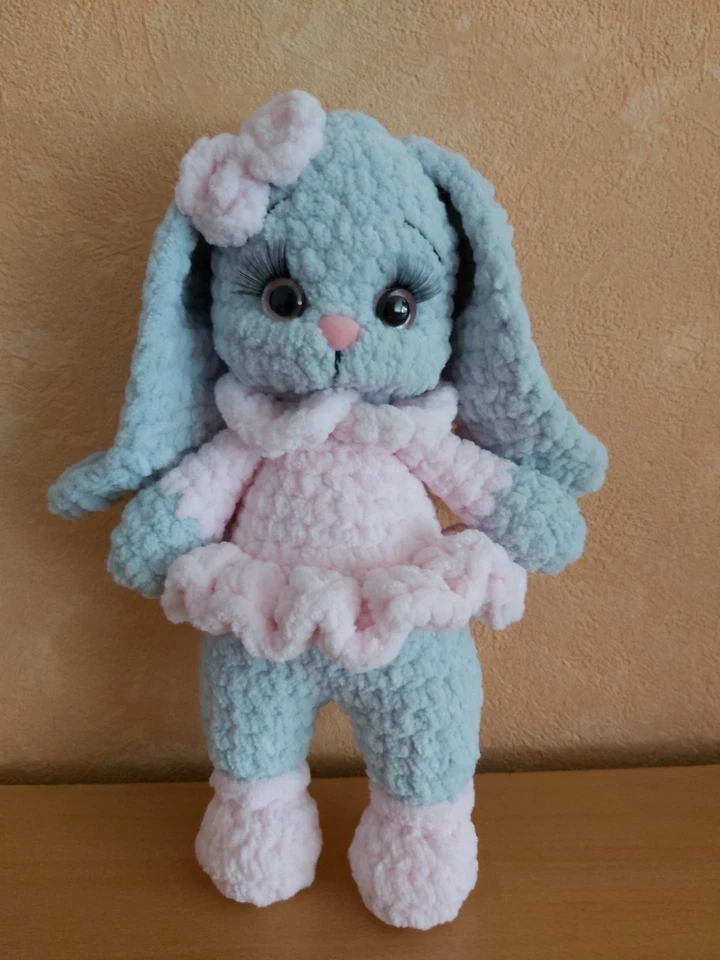 Hase Amigurumi gehäkelt ca 27cm, Sichercheitsaugen und Sichercheitsnase. - Bild 1 von 1