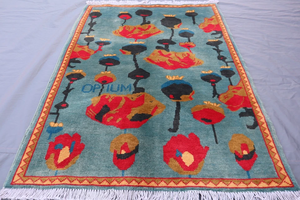 Ковер афганской войны из опийного мака 2x3 — шерстяной ковер ручной работы — сине-зеленое поле. - Изображение 1 из 4