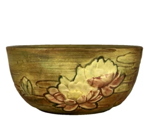 WELLER POTTERY WOODCRAFT BOWL WITH WATER LILIES......SIGNED & MINT! - Picture 1 of 5