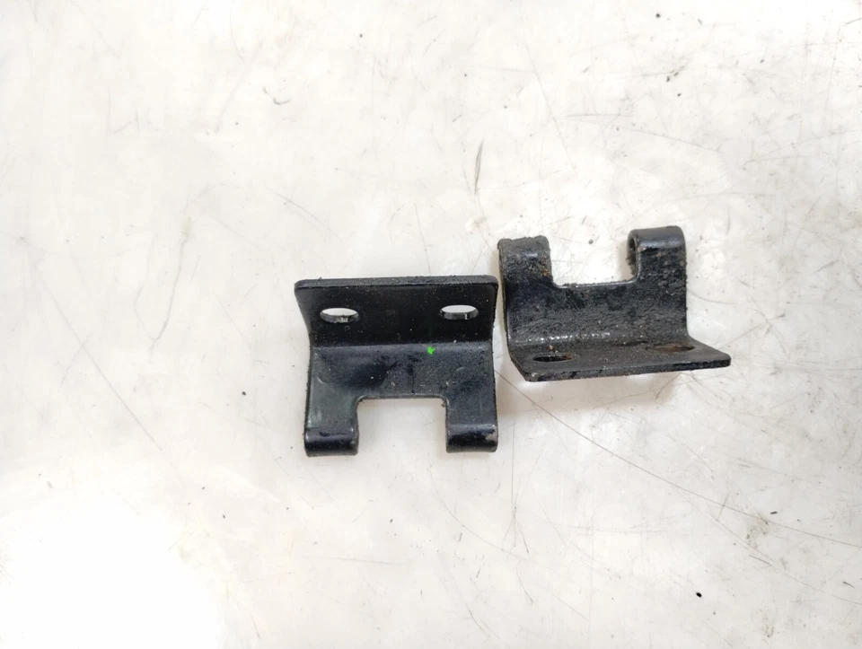 Par de soportes de montaje de asiento Kawasaki KE100 KE100B 2001 01 Foto 1 de 4