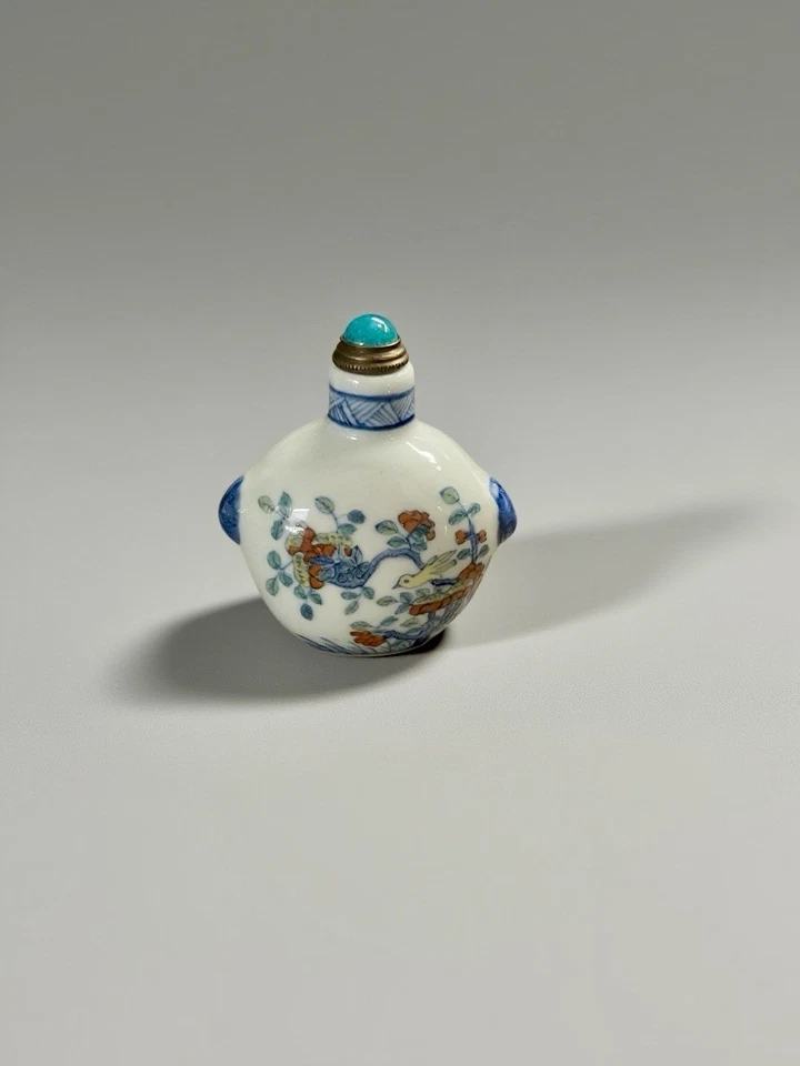 中国古董 DouCai Bird Flower Porcelain Snuff Bottle Jade Lid — 第 1/4 张图片